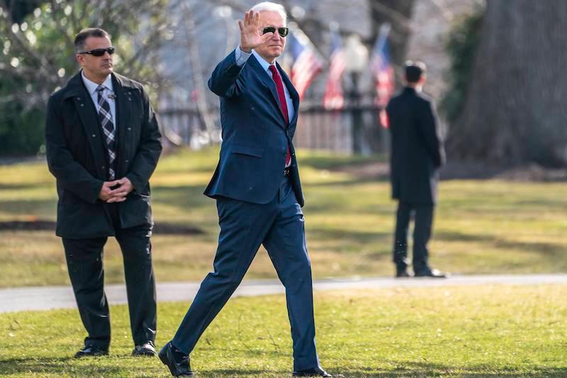 joe biden falling