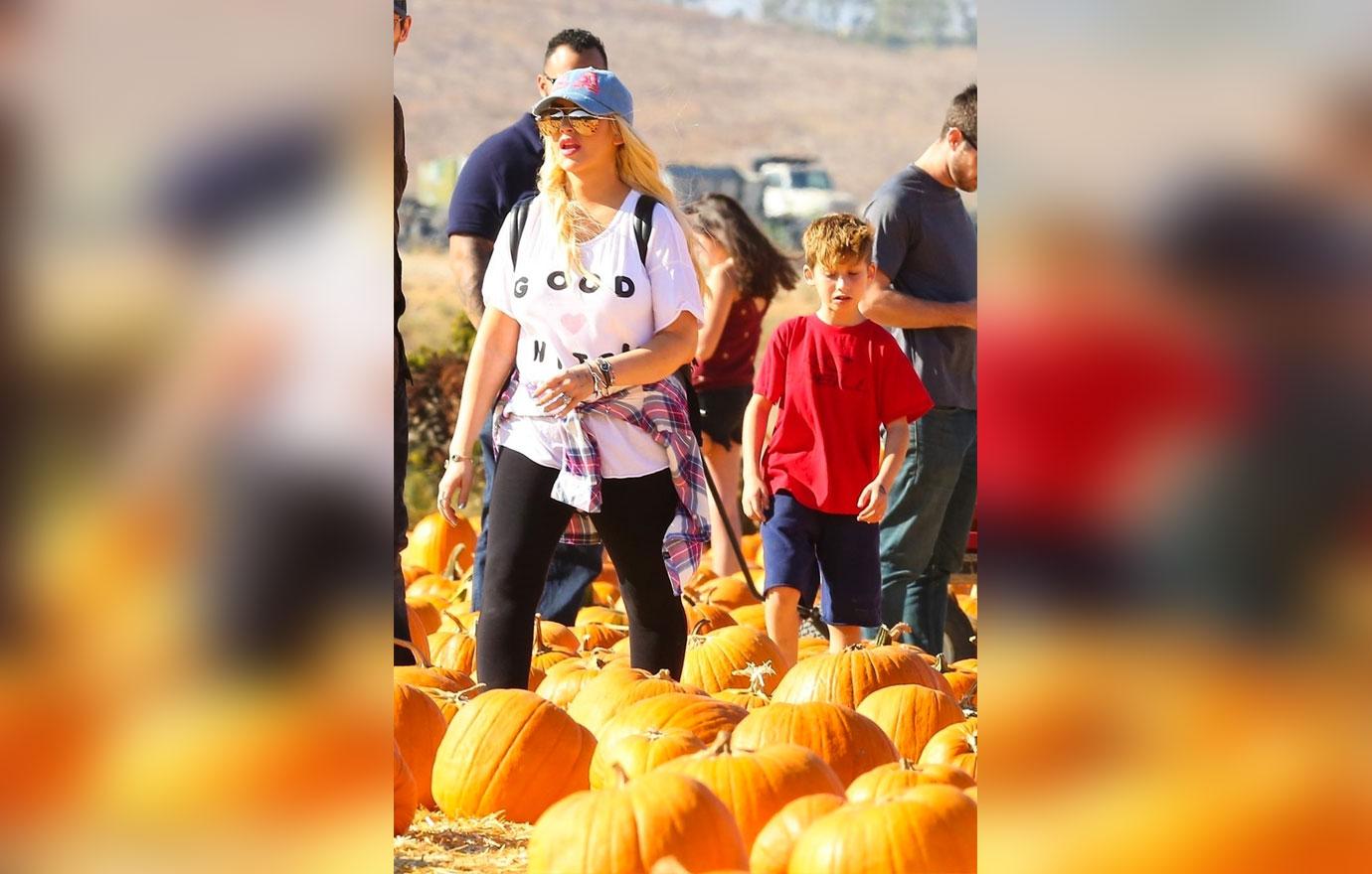 Christina aguilera pumpkin patch kids