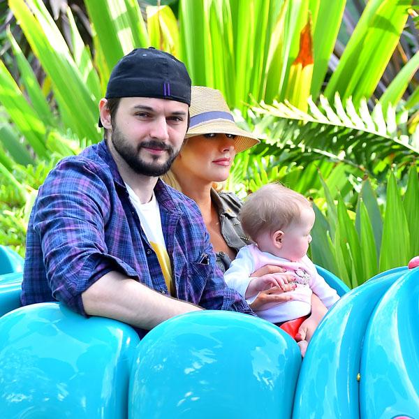 Christina Aguilera's Friends Are Worried About Fiance Matt Rutler