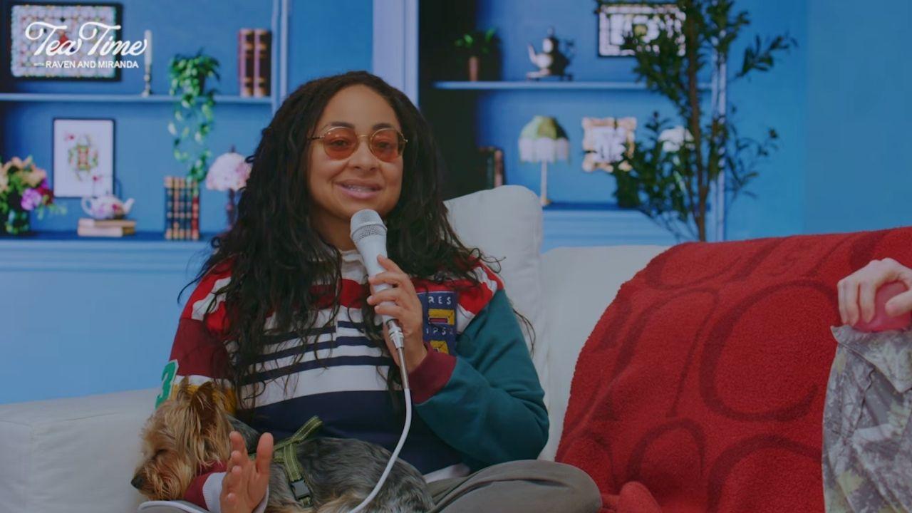 image of Raven-Symoné revealed that she wears a diaper at home while dealing with her period.