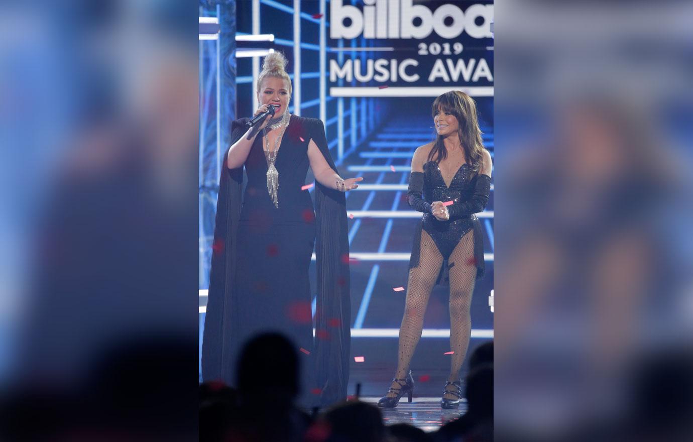 elly-Clarkson-Billboard-Music-Awards