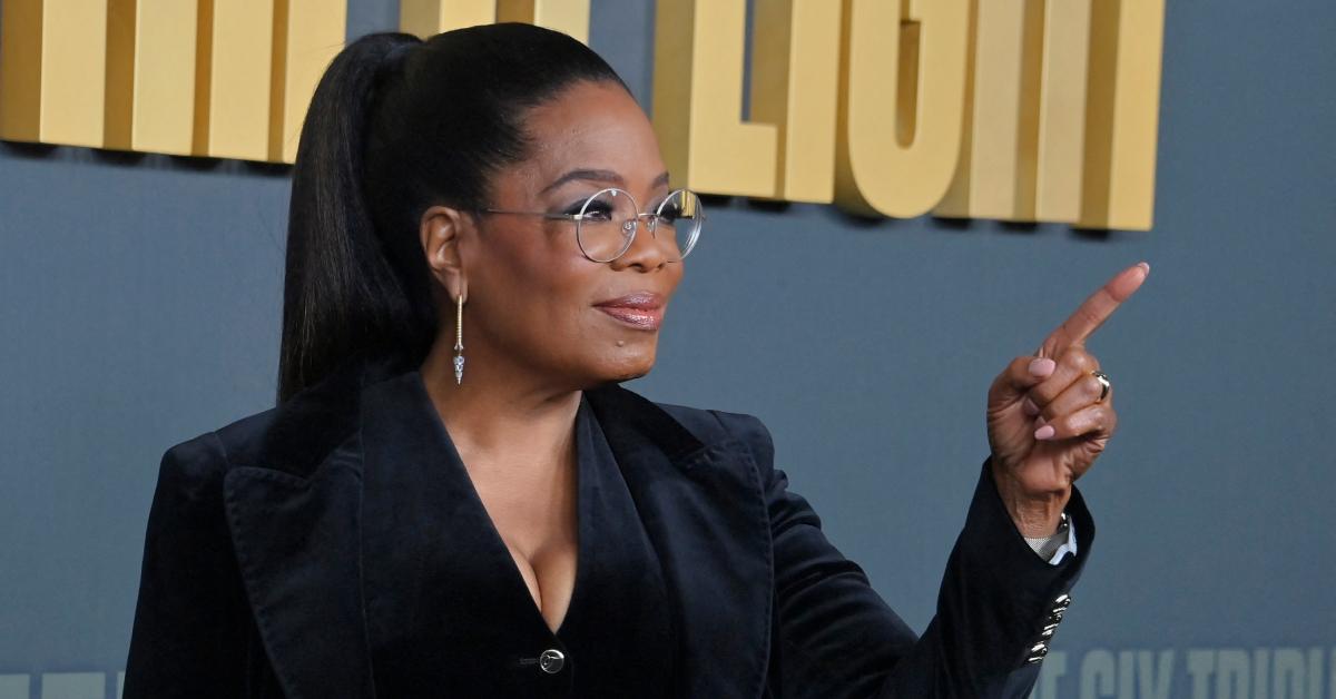 Image of Oprah Winfrey once lost 67 pounds by going on a liquid shake diet.