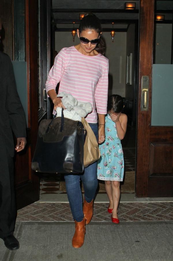 Katie holmes suri cruise 5_ _1.jpg