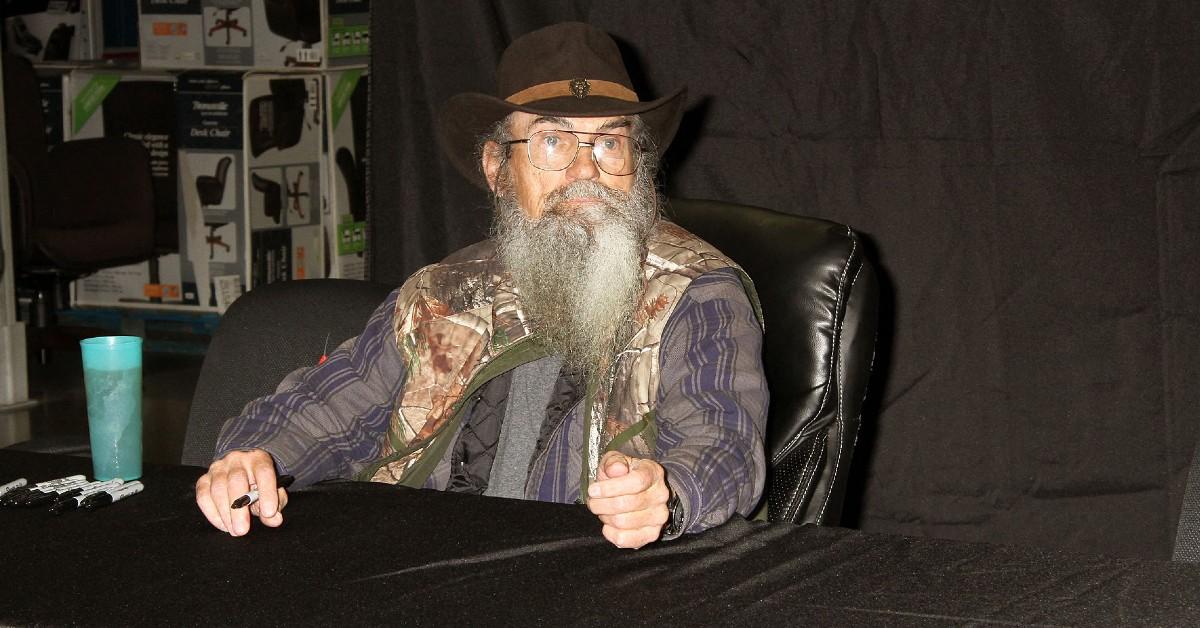 duck dynasty uncle si robertson released hospital hunting accident