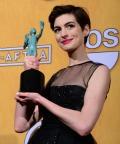 Ok_1 28 13_anne hathaway sag_teaser.jpg