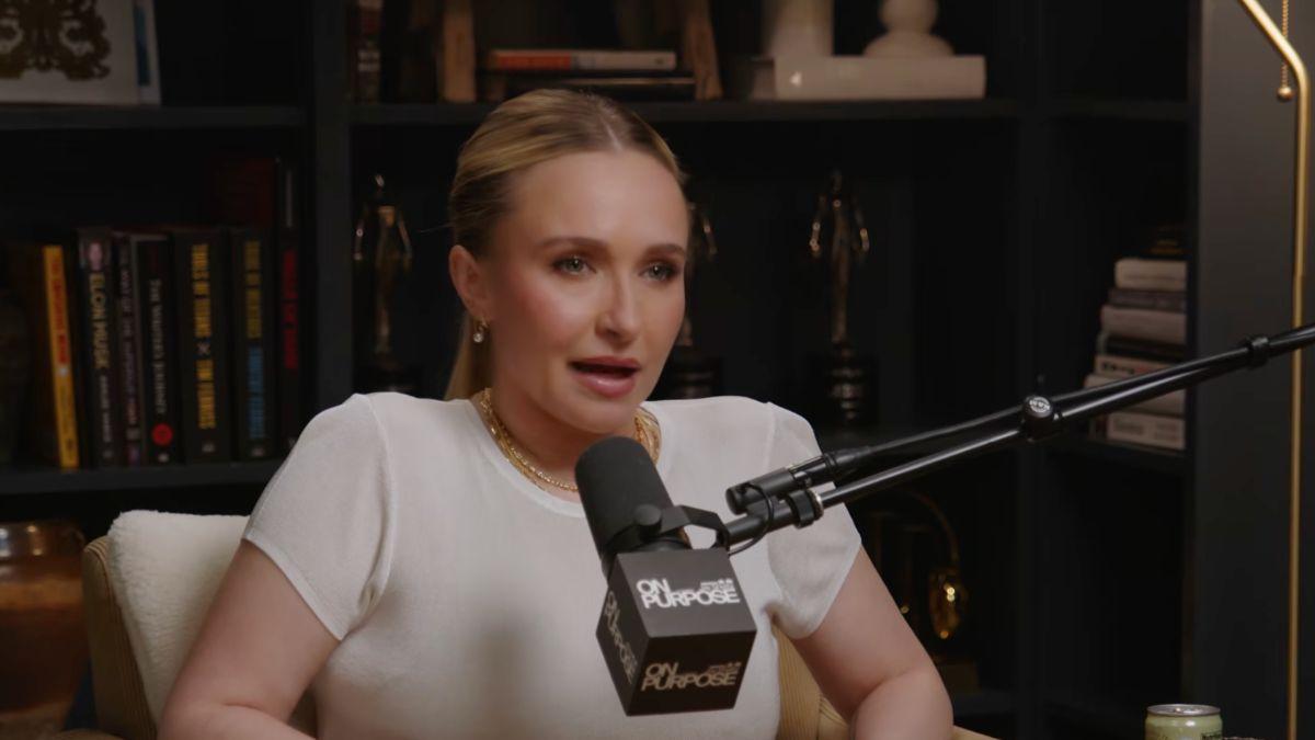 Image of Hayden Panettiere's mother managed her career as a child star.