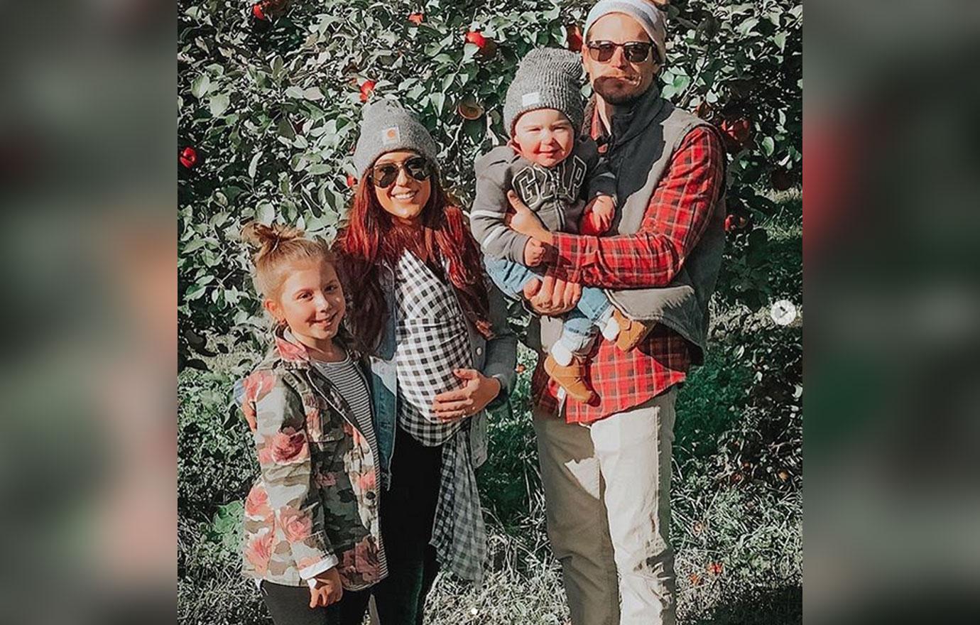 chelsea-houska-instagram-husband-cole-deboer-father-daughter-dance-aubree-photos