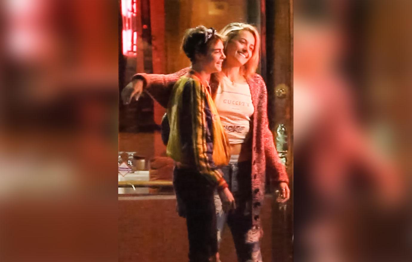 *PREMIUM EXCLUSIVE* Cara Delevingne and Paris Jackson share a Kiss as their Rumored Romance heats up