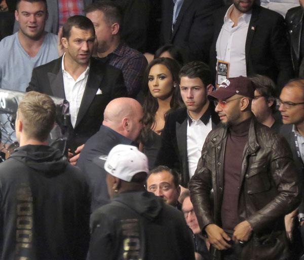 Demi lovato photos boyfriend luke rockhold01