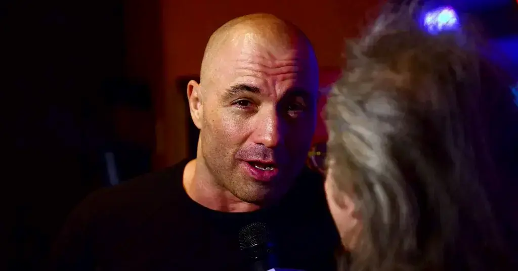 donald trump press secretary podcasters joe rogan white house