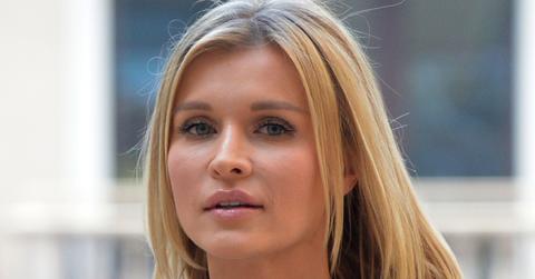 joanna krupa short hair