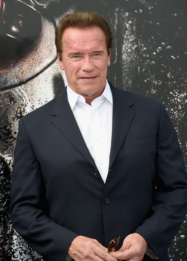 Arnold schwarzenegger celebrity apprentice host donald trump