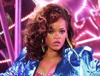 Rihanna_dec21_1.jpg