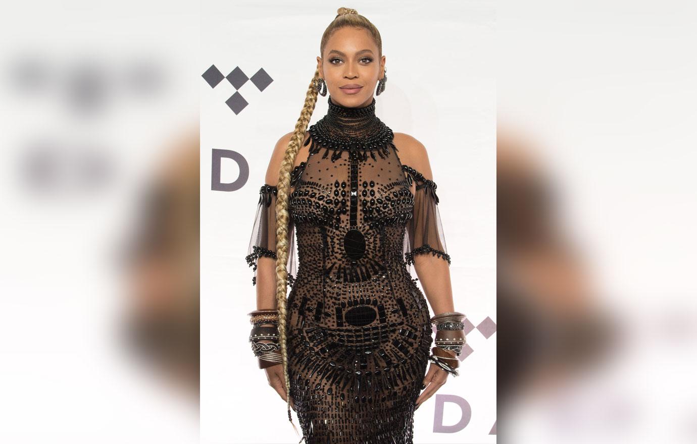 Beyonce lace black dress