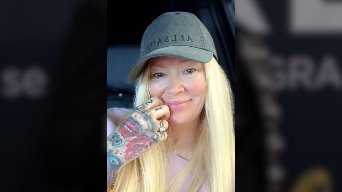 The model hit back at people who criticized her for editing her images with AI, explaining doing so is a 'creative outlet.'