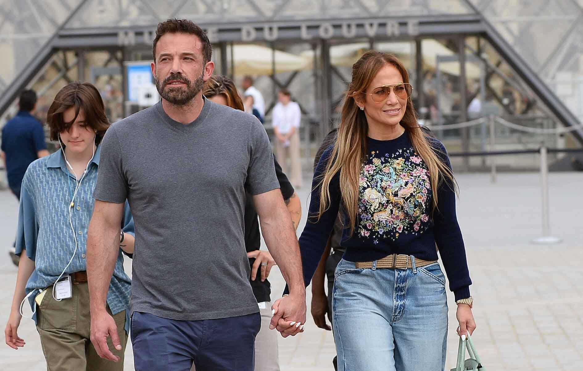 jennifer lopez hasnt completely forgiven ben affleck past bad boy behavior