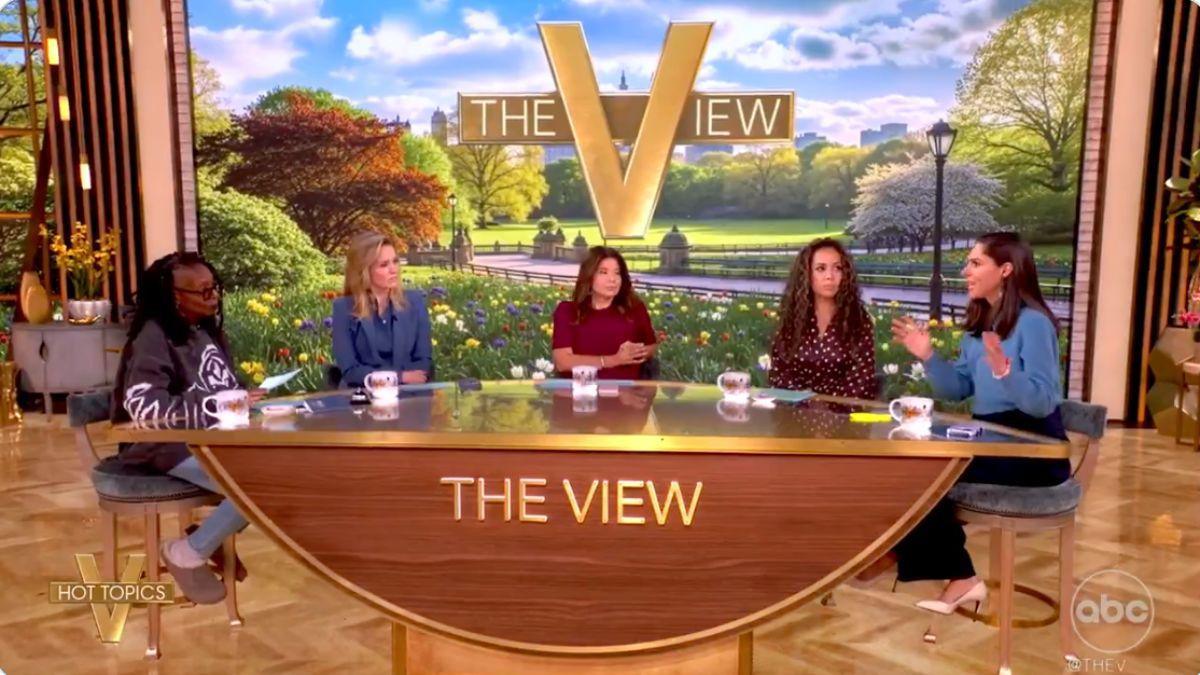 Photo of Ana Navarro slammed 'mean' Donald Trump for often saying awful things about people who have passed.