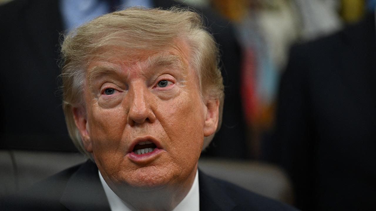 Image of Donald Trump's exchange with Hariana Verás drew criticism after he shifted the discussion from the Congo conflict to Ebola.