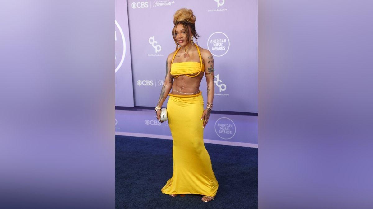 american music awards  red carpet worst dressed celebrities photos