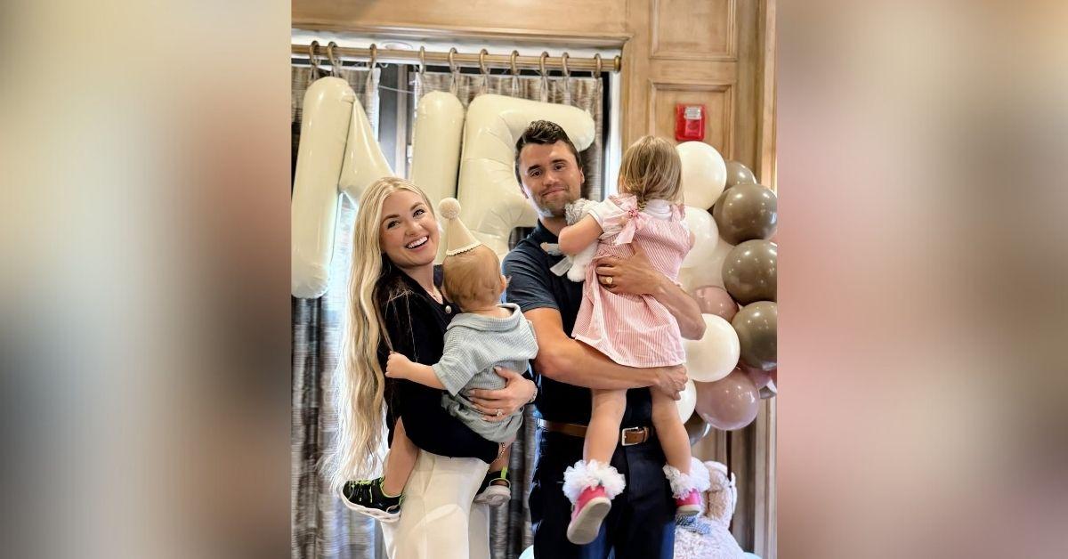 image of The widow also appeared to not be wearing her wedding ring.