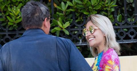 Paris Jackson Suicide Attempt Paramedics Photos Long