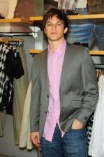 2009__10__afs_2377 149×225.jpg