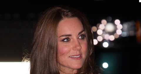 Kate middleton blue dress hairstyle