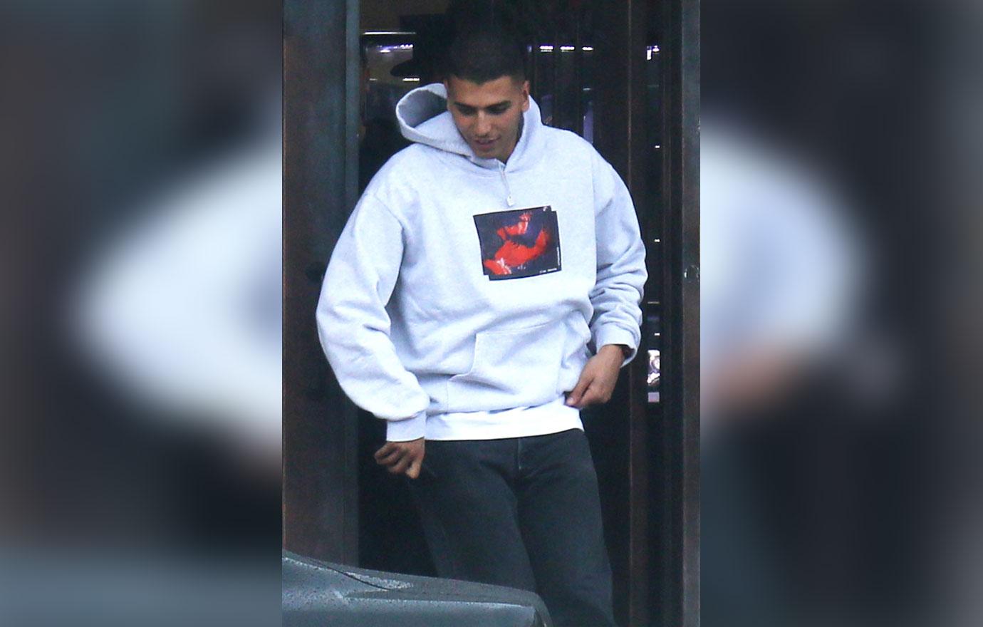 *EXCLUSIVE* Younes Bendjima is seen possibly shopping for an engagement ring in Tarzana, CA **WEB MUST CALL FOR PRICING**