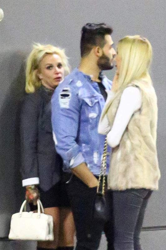 *EXCLUSIVE* Britney Spears has a romantic dinner with her new boyfriend Sam Asghari **NO WEB, WEB EMBARGO UNTIL 11PM PST ON 12/19/16**