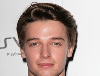 Patrick_schwarzenegger_march12.jpg