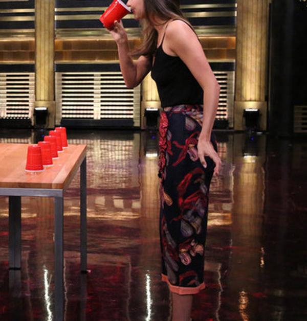 Miranda Kerr Plays Flip Cup With Jimmy Fallon—And Looks Super Hot While