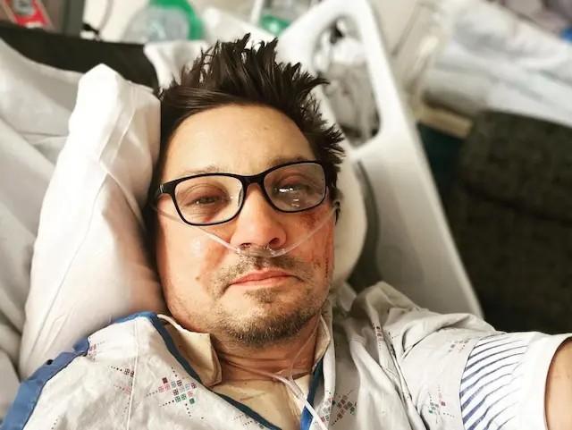 jeremy renner  call released home from hospital