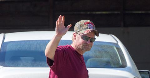 Mike ‘Sugar Bear’ Thompson arrives at Mama June’s house