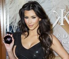 2010__02__kim_kardashian_feb16main 225×192.jpg
