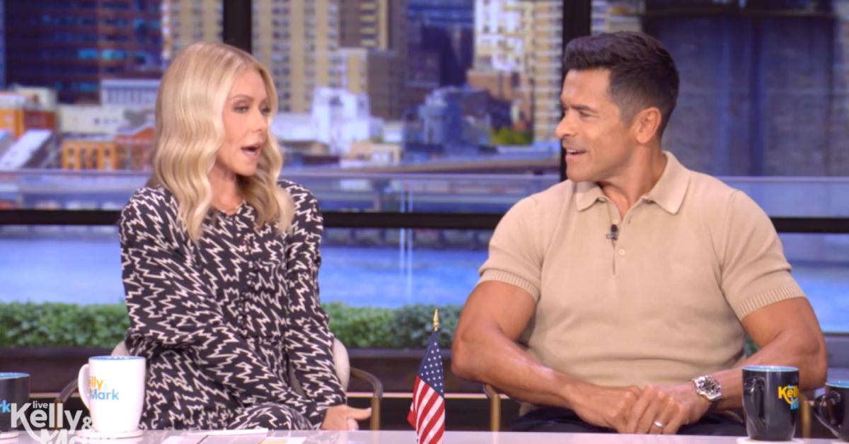 Image of Kelly Ripa was annoyed at producers for making her compete in a plank challenge.