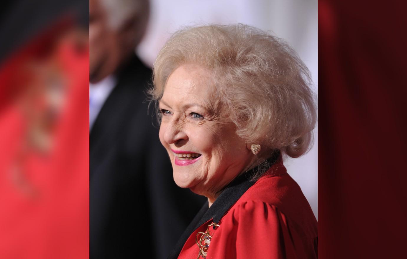 betty white funeral arrangements private