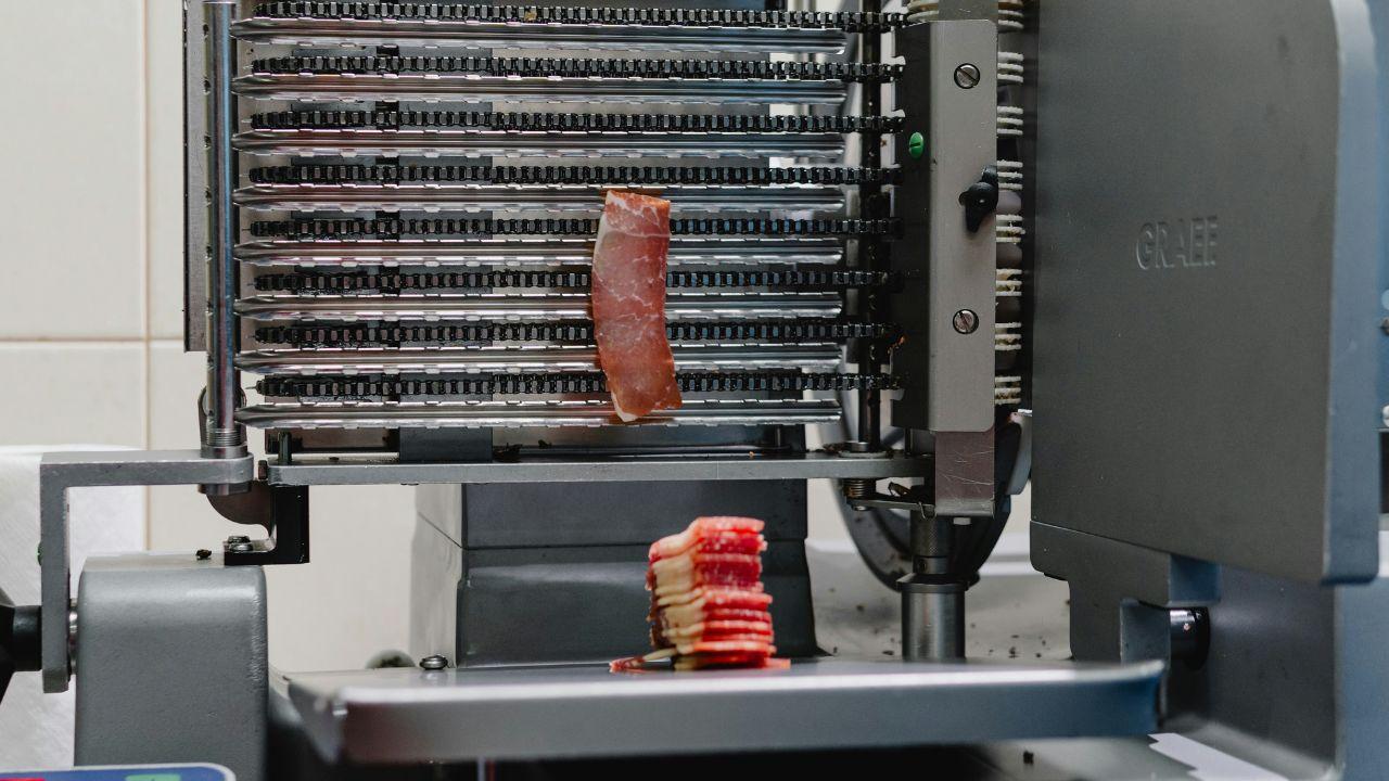Image of Food researchers have explored 3D printing technology to create layered meat alternatives and control their texture.