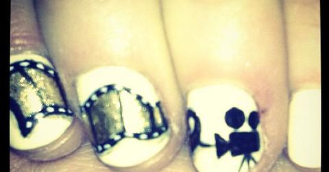 Ok_11313_gg_zooey_deschanel_nails