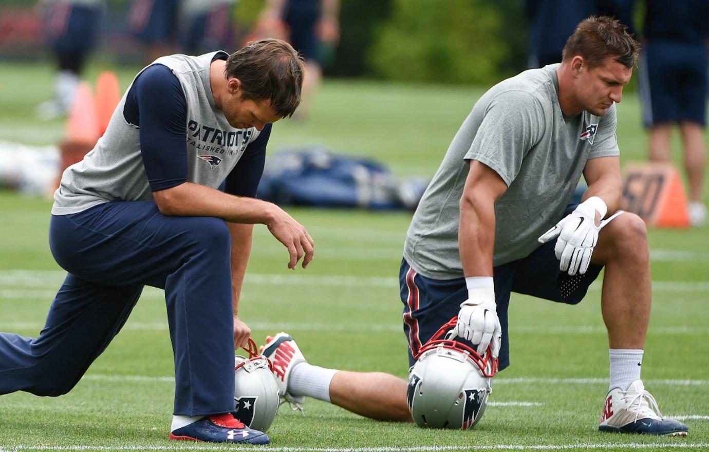 tom brady is in better shape after retiring from nfl says pal rob gronkowski