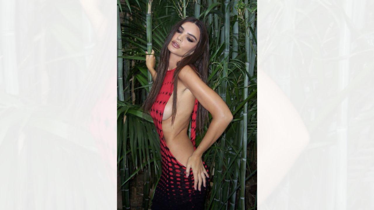 Image of Emily Ratajkowski attended the 2026 VMAs on September 27. 