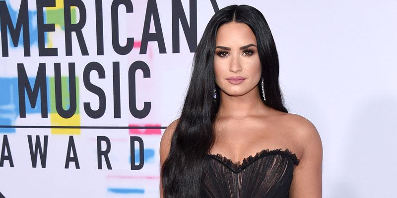 Demi Lovato shows off her 'no-more-dieting thighs