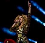 2011__06__Beyonce_June27 150×145.jpg