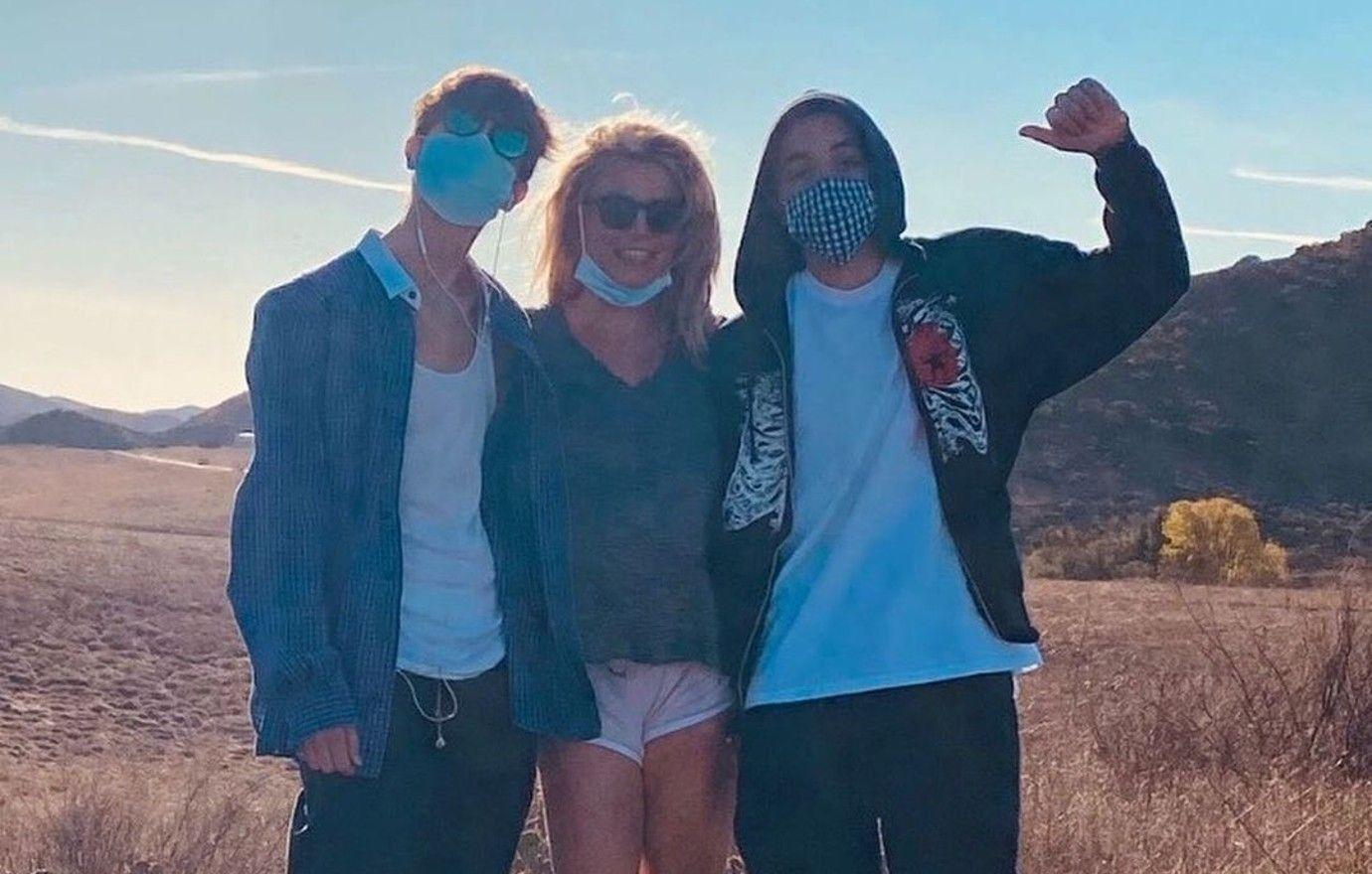 britney spears tried relationship dismissive teenage sons