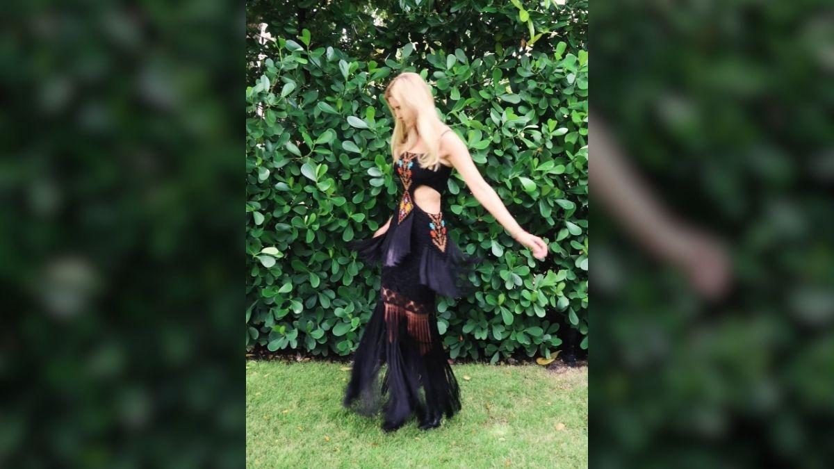 Photo of Ivanka Trump wore a fringe dress for the country concert.
