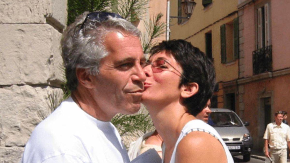 Image of Ghislaine Maxwell taught weekly legal classes while at FCI Tallahassee.