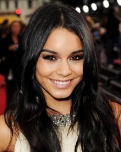 2010__12__okmagazine horoscopes vanessahudgens 238&#215;300.jpg