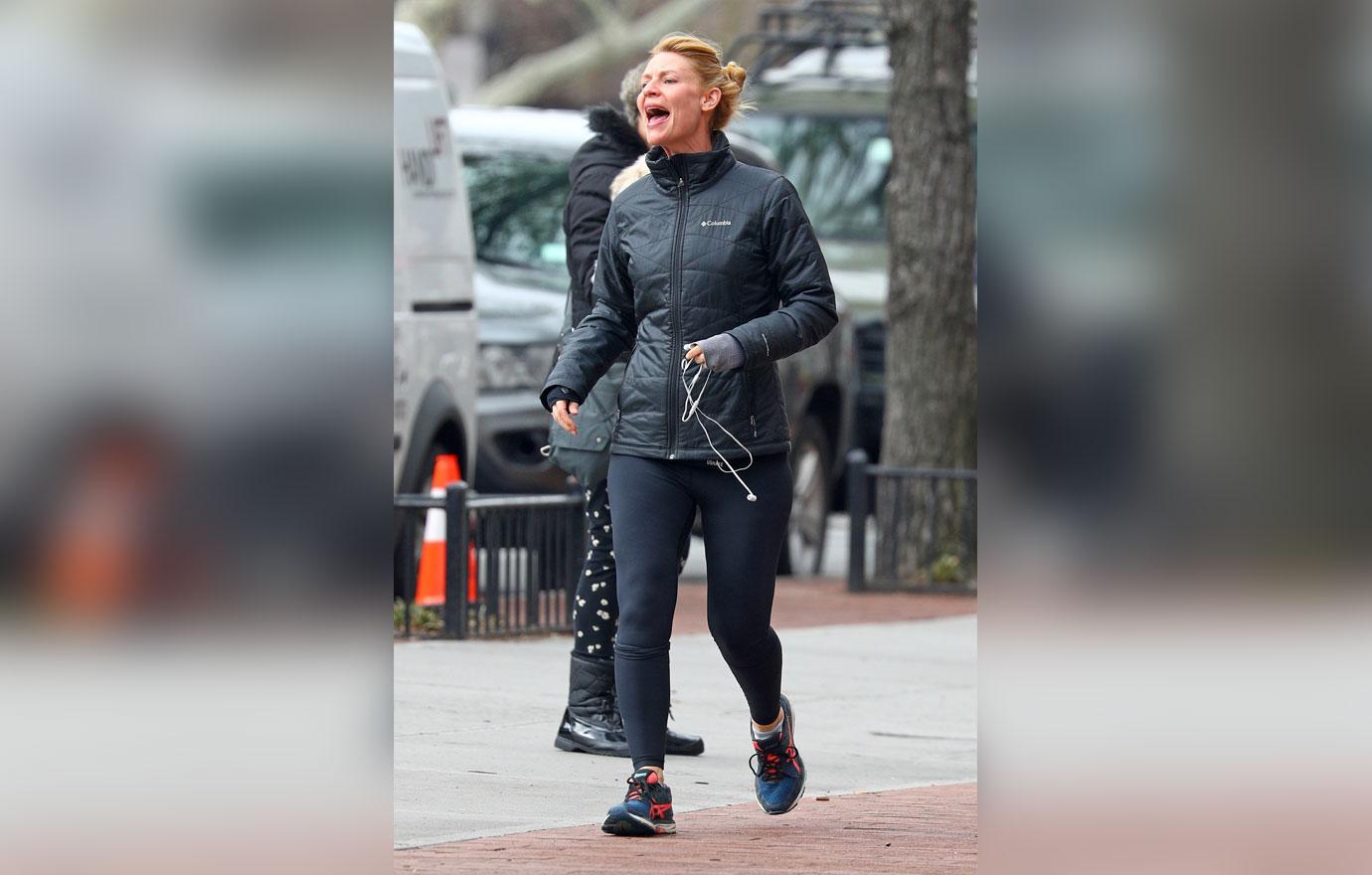 A pregnant Claire Danes goes for a morning run in NYC