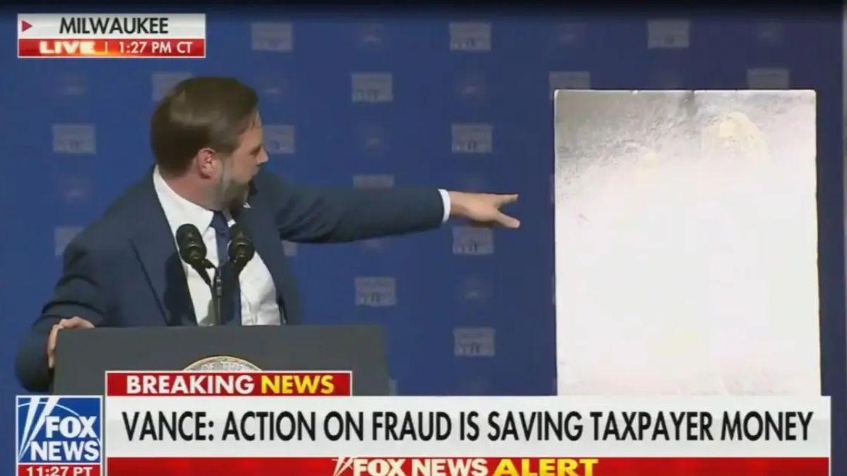 Photo of The placard J.D. Vance used in his presentation was hard to see due to a glare.