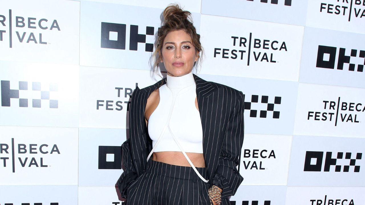 Image of Jennifer Esposito admitted her nervous system was overwhelmed after years of health battle.
