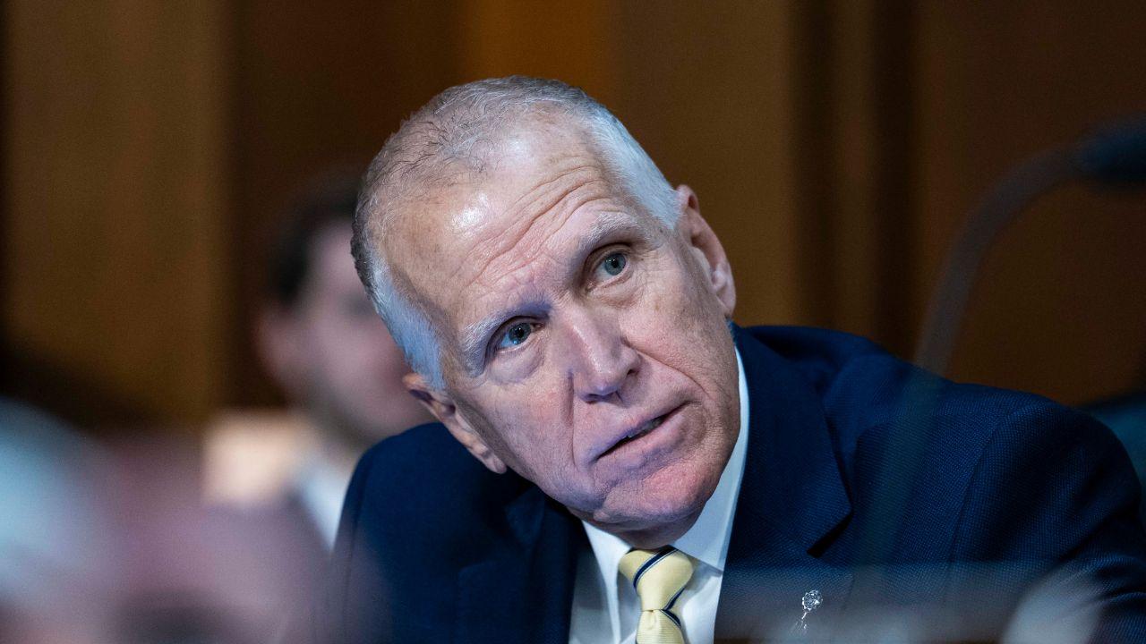Photo of Tillis has myriad regrets about pushing Trump's nominees through. 
